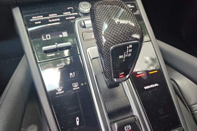 Used Porsche Cayenne E-Hybrid 2021 Cayenne E-Hybrid 2.0T Gear Lever