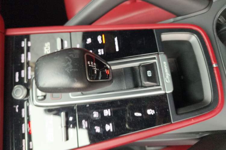Used Porsche Cayenne E-Hybrid 2021 Cayenne E-Hybrid 2.0T Gear Lever
