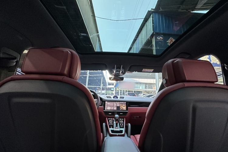 Used Porsche Cayenne E-Hybrid 2021 Cayenne E-Hybrid 2.0T Headliner