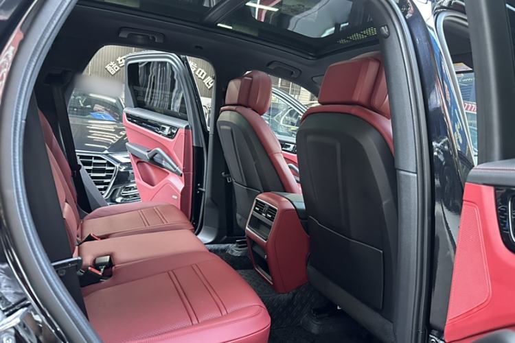Used Porsche Cayenne E-Hybrid 2021 Cayenne E-Hybrid 2.0T Interior 11