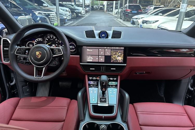 Used Porsche Cayenne E-Hybrid 2021 Cayenne E-Hybrid 2.0T Interior 12