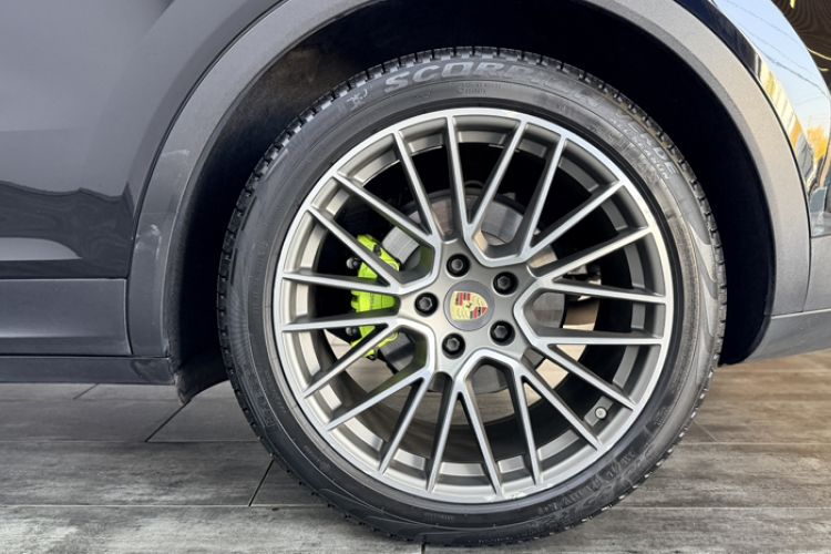 Used Porsche Cayenne E-Hybrid 2021 Cayenne E-Hybrid 2.0T Interior 13