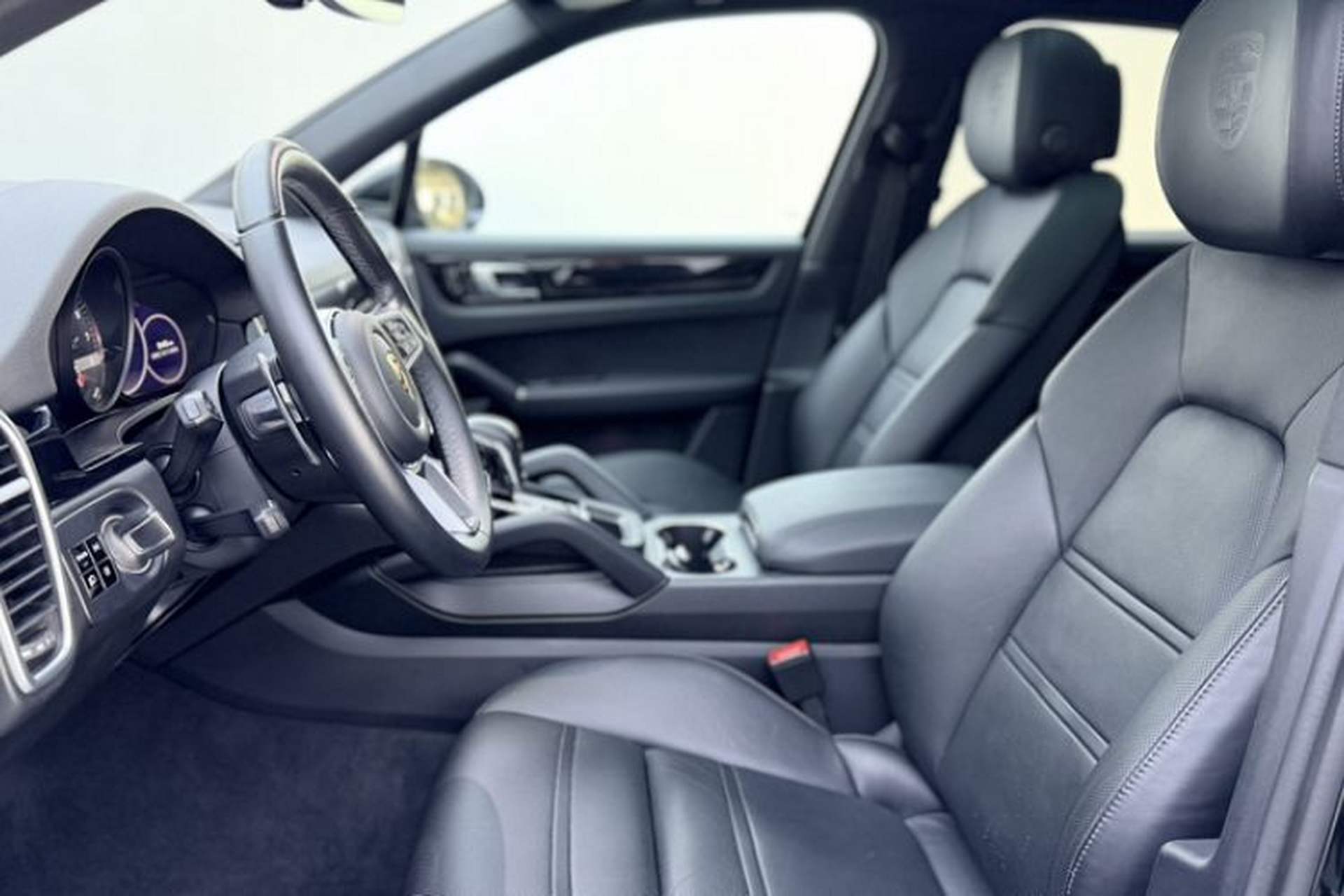Used Porsche Cayenne E-Hybrid 2021 Cayenne E-Hybrid 2.0T Interior 14