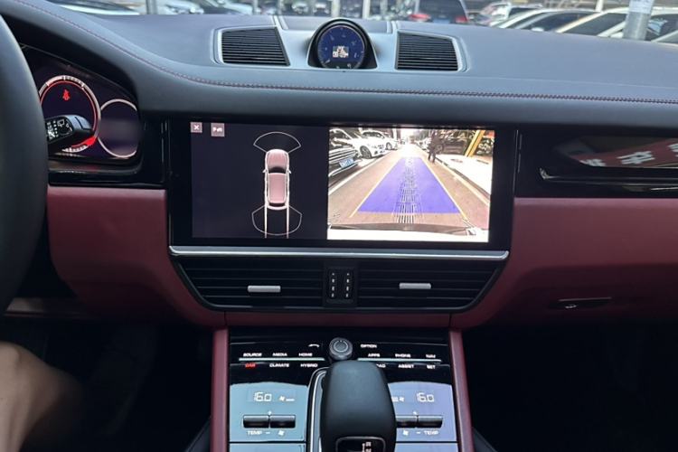 Used Porsche Cayenne E-Hybrid 2021 Cayenne E-Hybrid 2.0T Interior 4