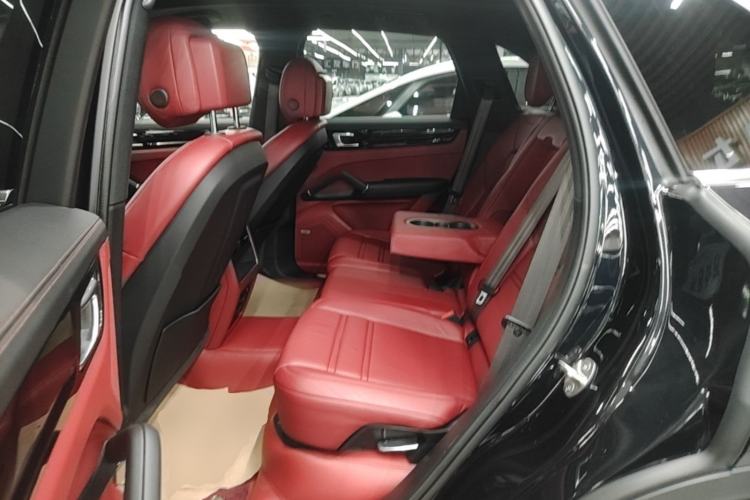Used Porsche Cayenne E-Hybrid 2021 Cayenne E-Hybrid 2.0T Left Rear Seat