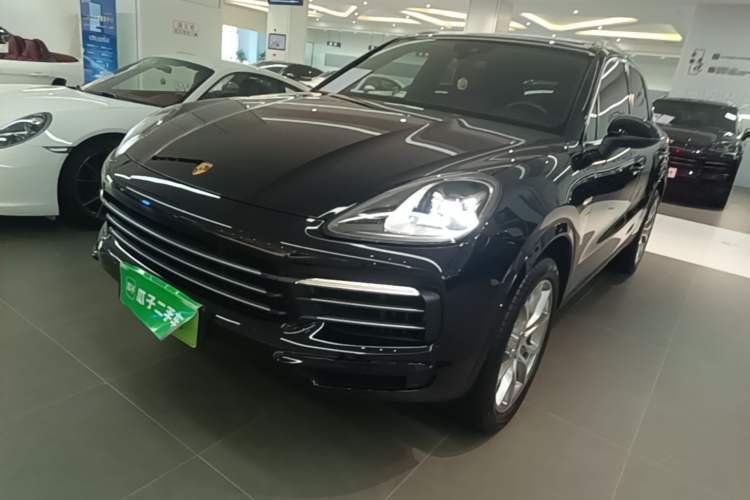 Used Porsche Cayenne E-Hybrid 2021 Cayenne E-Hybrid 2.0T Guazi used car, China used car export, Used car for sale, Used cars, Cheapest cars for sale