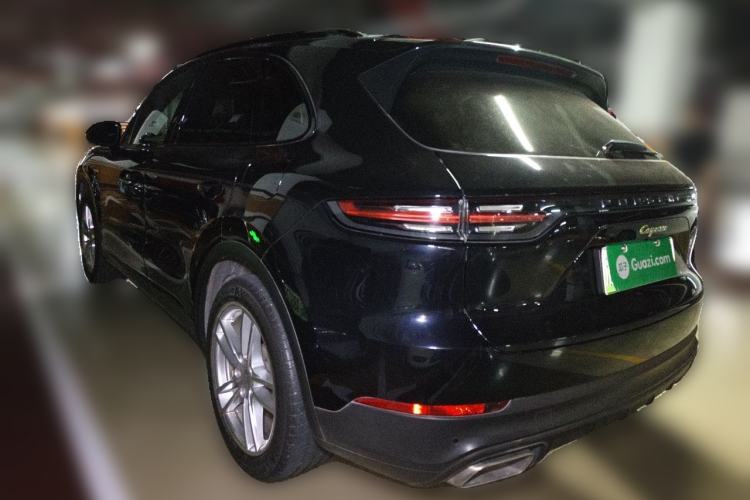 Used Porsche Cayenne E-Hybrid 2021 Cayenne E-Hybrid 2.0T Rear Left 45 Deg