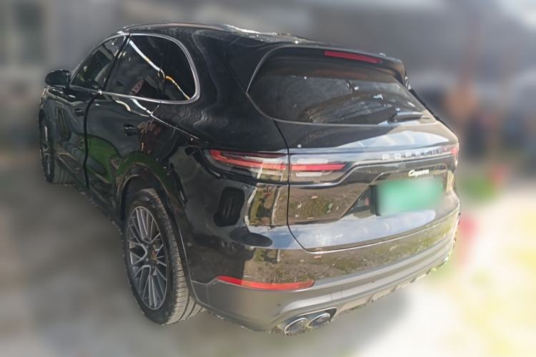 Used Porsche Cayenne E-Hybrid 2021 Cayenne E-Hybrid 2.0T Rear Left 45 Deg