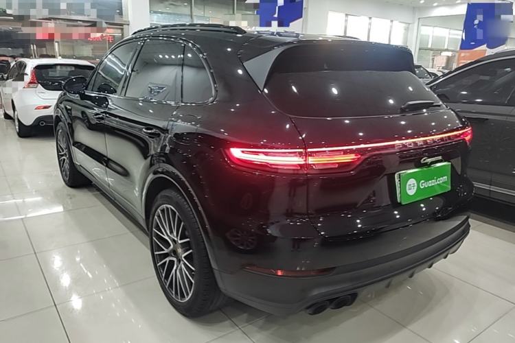 Used Porsche Cayenne E-Hybrid 2021 Cayenne E-Hybrid 2.0T Rear Left 45 Deg