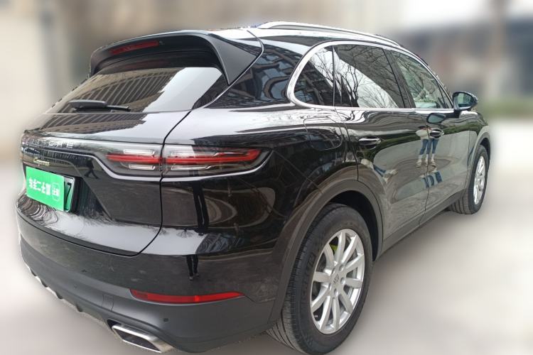 Used Porsche Cayenne E-Hybrid 2021 Cayenne E-Hybrid 2.0T Rear Right 45 Deg