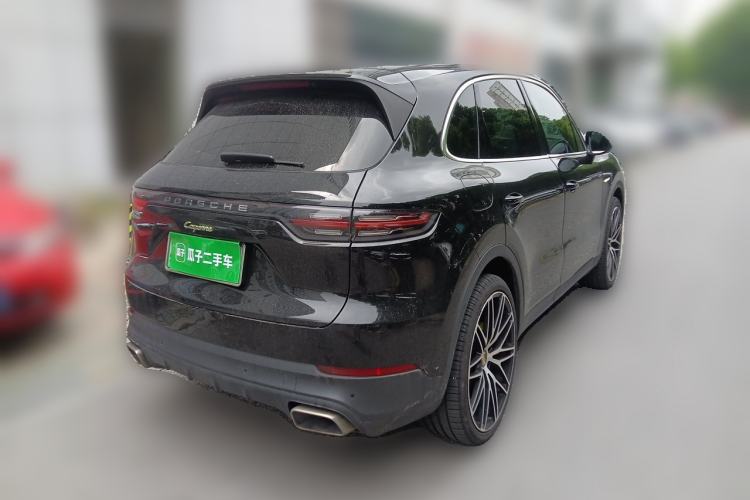 Used Porsche Cayenne E-Hybrid 2021 Cayenne E-Hybrid 2.0T Rear Right 45 Deg