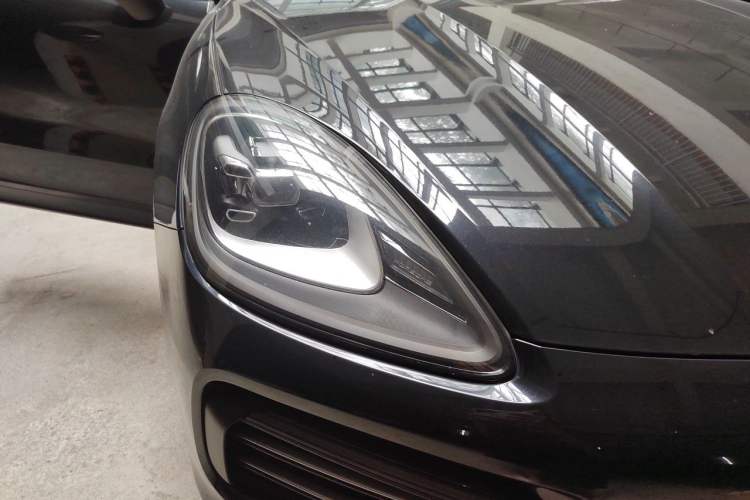 Used Porsche Cayenne E-Hybrid 2021 Cayenne E-Hybrid 2.0T Right Front Headlight