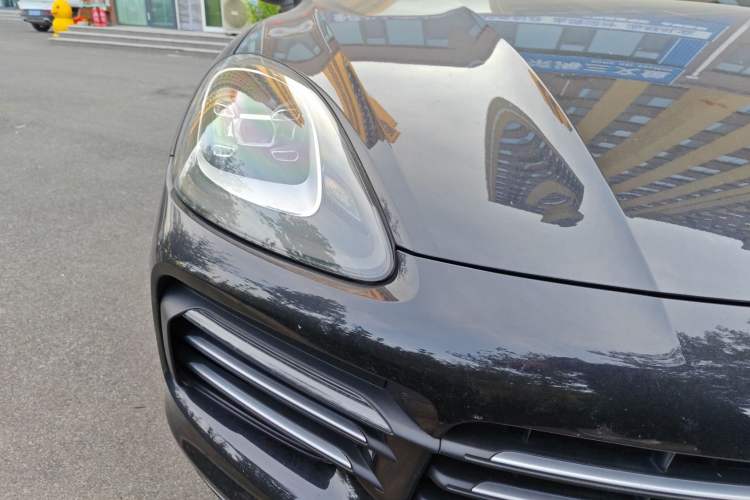 Used Porsche Cayenne E-Hybrid 2021 Cayenne E-Hybrid 2.0T Right Front Headlight