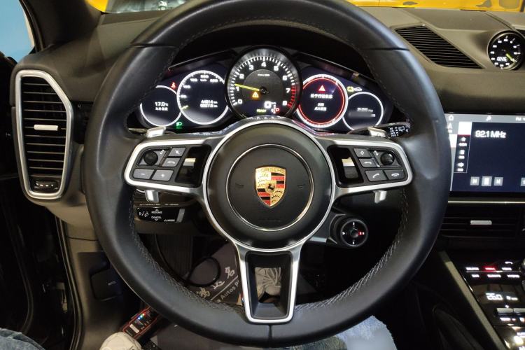 Used Porsche Cayenne E-Hybrid 2021 Cayenne E-Hybrid 2.0T Steering Wheel