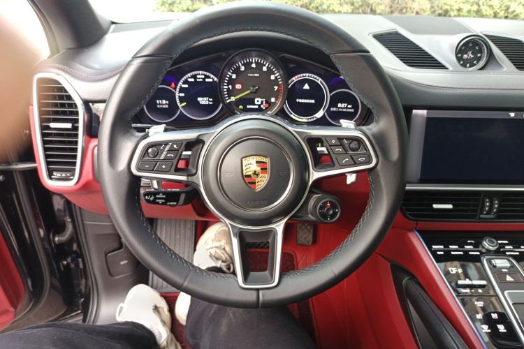 Used Porsche Cayenne E-Hybrid 2021 Cayenne E-Hybrid 2.0T Steering Wheel