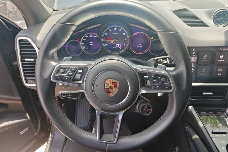 Used Porsche Cayenne E-Hybrid 2021 Cayenne E-Hybrid 2.0T Steering Wheel