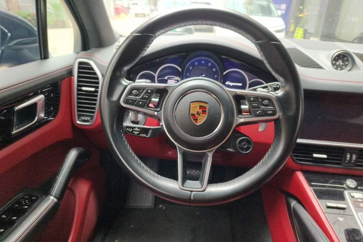 Used Porsche Cayenne E-Hybrid 2021 Cayenne E-Hybrid 2.0T Steering Wheel