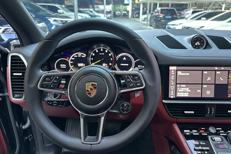 Used Porsche Cayenne E-Hybrid 2021 Cayenne E-Hybrid 2.0T Steering Wheel