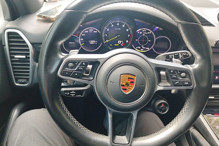 Used Porsche Cayenne E-Hybrid 2021 Cayenne E-Hybrid 2.0T Steering Wheel
