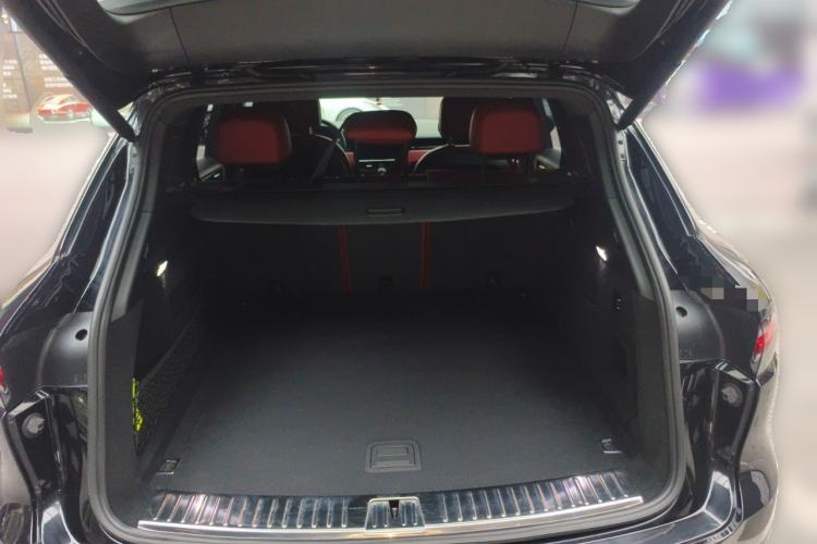 Used Porsche Cayenne E-Hybrid 2021 Cayenne E-Hybrid 2.0T Trunk