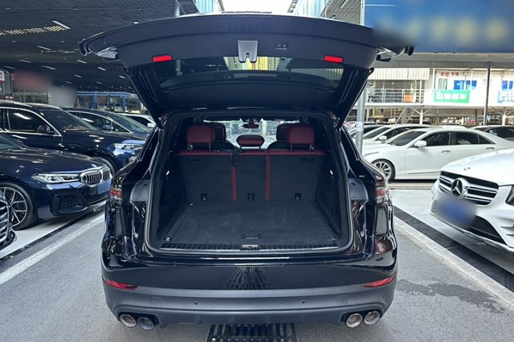 Used Porsche Cayenne E-Hybrid 2021 Cayenne E-Hybrid 2.0T Trunk