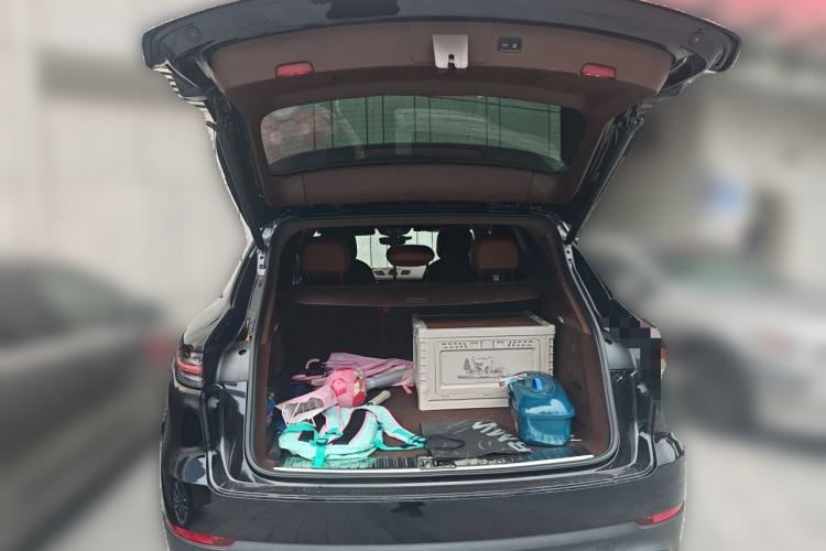 Used Porsche Cayenne E-Hybrid 2021 Cayenne E-Hybrid 2.0T Trunk