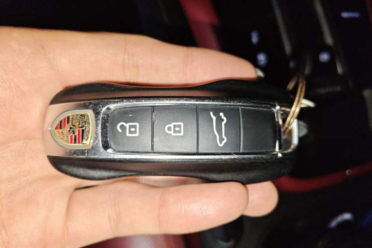 Used Porsche Cayenne E-Hybrid 2021 Cayenne E-Hybrid 2.0T Vehicle Key