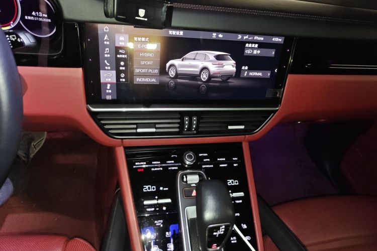Used Porsche Cayenne E-Hybrid 2021 Cayenne E-Hybrid 2.0T Audio And AC Panel