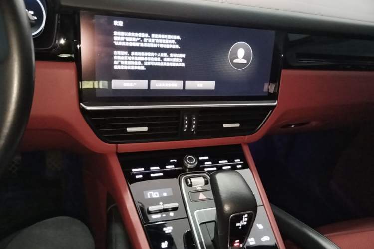 Used Porsche Cayenne E-Hybrid 2021 Cayenne E-Hybrid 2.0T Audio And AC Panel