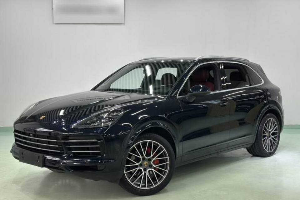 Porsche Cayenne E-Hybrid 2021