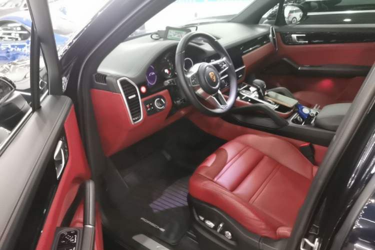 Used Porsche Cayenne E-Hybrid 2021 Cayenne E-Hybrid 2.0T Driver Seat