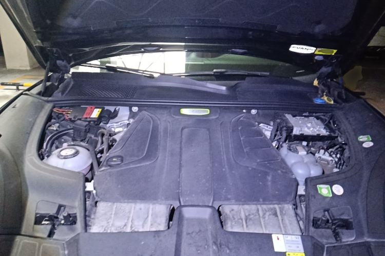 Used Porsche Cayenne E-Hybrid 2021 Cayenne E-Hybrid 2.0T Engine Bay