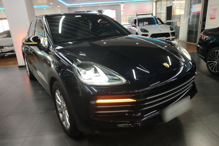 Used Porsche Cayenne E-Hybrid 2021 Cayenne E-Hybrid 2.0T Exterior 2