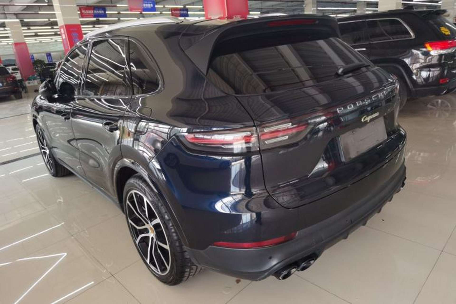 Used Porsche Cayenne E-Hybrid 2021 Cayenne E-Hybrid 2.0T Exterior 2