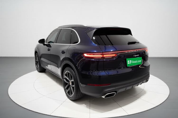 Used Porsche Cayenne E-Hybrid 2021 Cayenne E-Hybrid 2.0T Exterior 2
