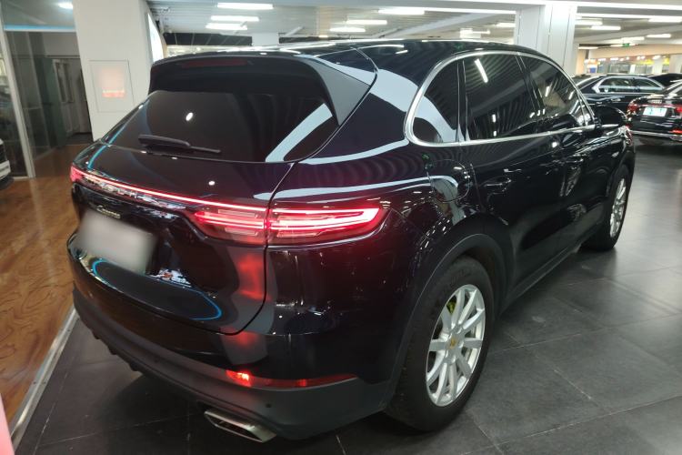 Used Porsche Cayenne E-Hybrid 2021 Cayenne E-Hybrid 2.0T Exterior 5