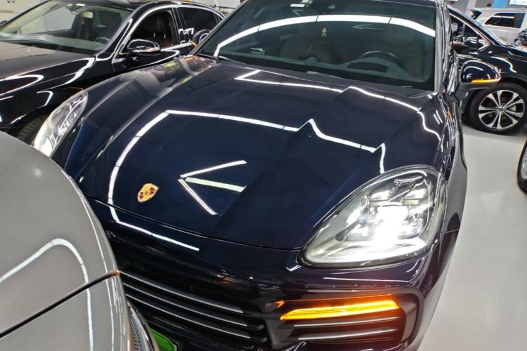 Used Porsche Cayenne E-Hybrid 2021 Cayenne E-Hybrid 2.0T Front