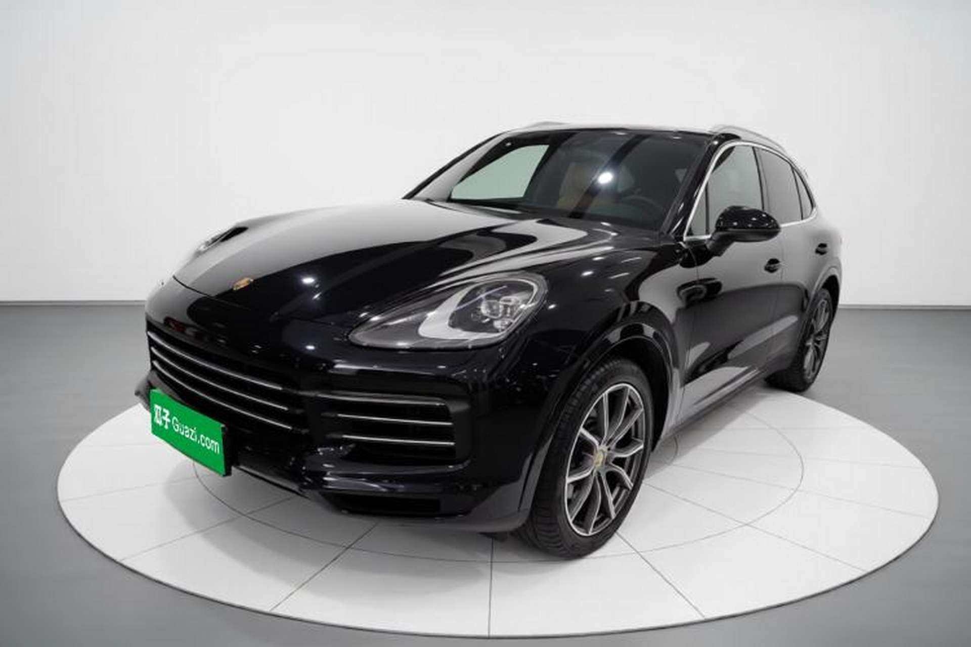 Used Porsche Cayenne E-Hybrid 2021 Cayenne E-Hybrid 2.0T Front Left 45 Deg
