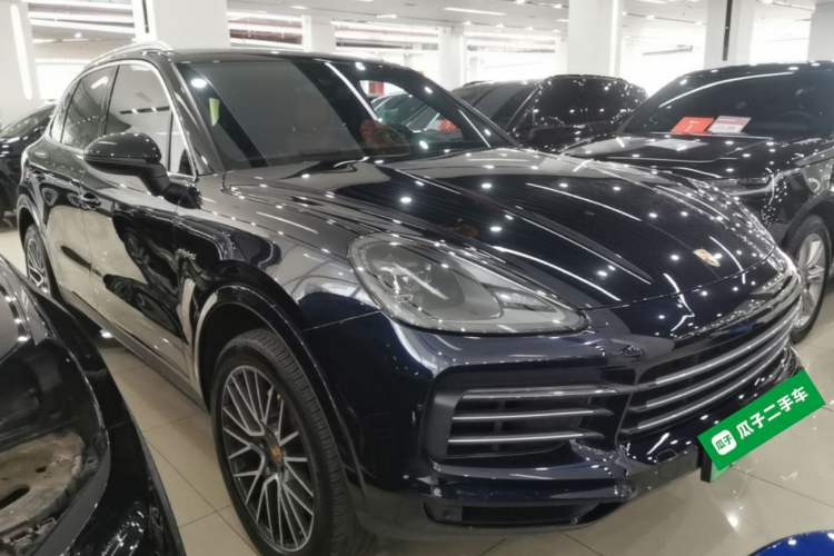 Used Porsche Cayenne E-Hybrid 2021 Cayenne E-Hybrid 2.0T Front Right 45 Deg