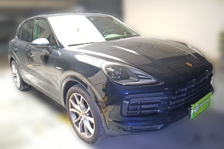 Used Porsche Cayenne E-Hybrid 2021 Cayenne E-Hybrid 2.0T Front Right 45 Deg