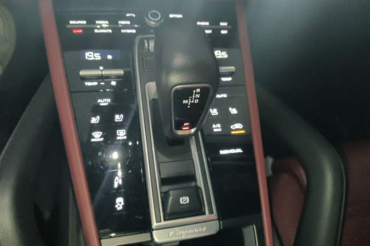 Used Porsche Cayenne E-Hybrid 2021 Cayenne E-Hybrid 2.0T Gear Lever
