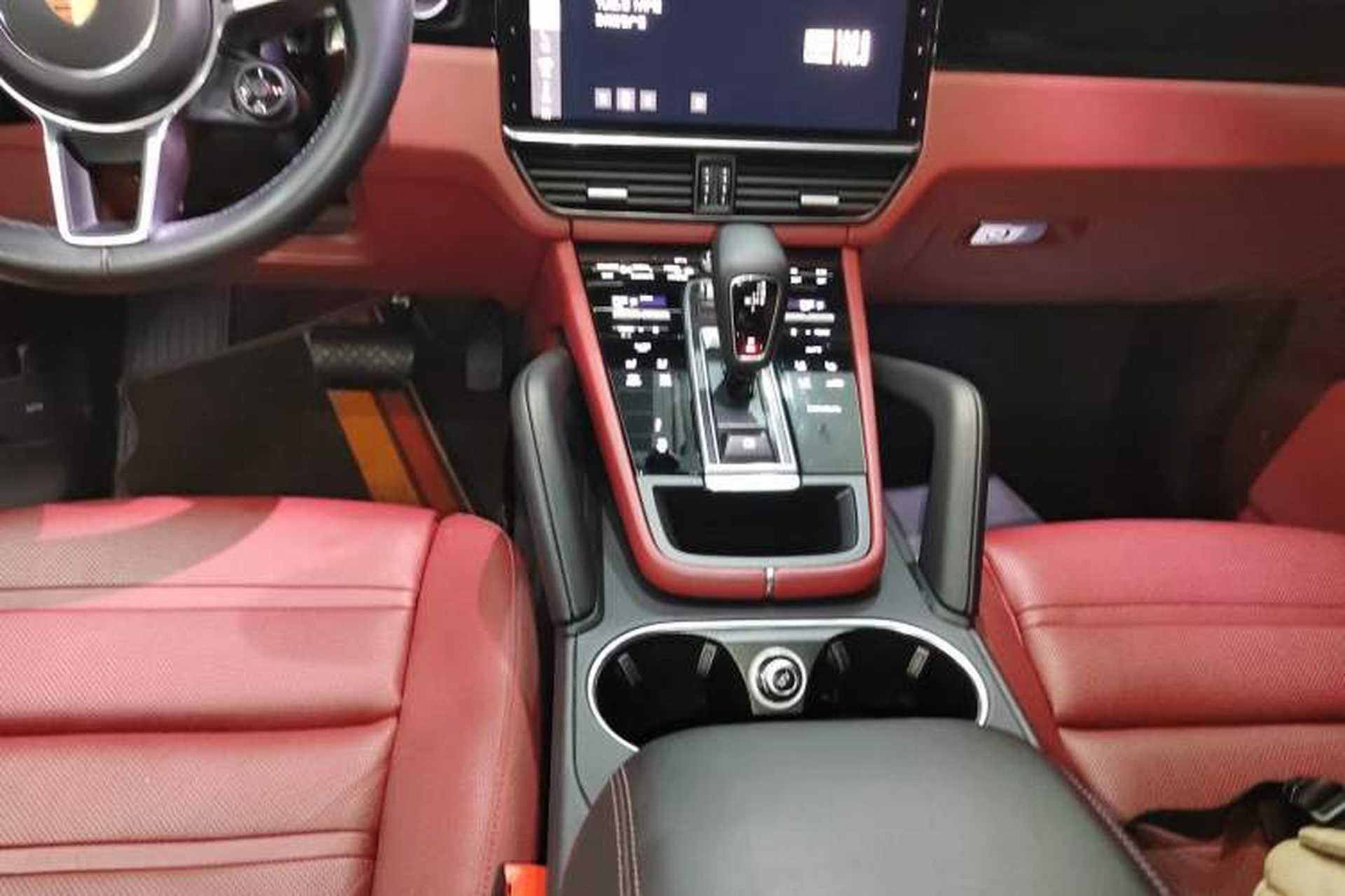 Used Porsche Cayenne E-Hybrid 2021 Cayenne E-Hybrid 2.0T Gear Lever