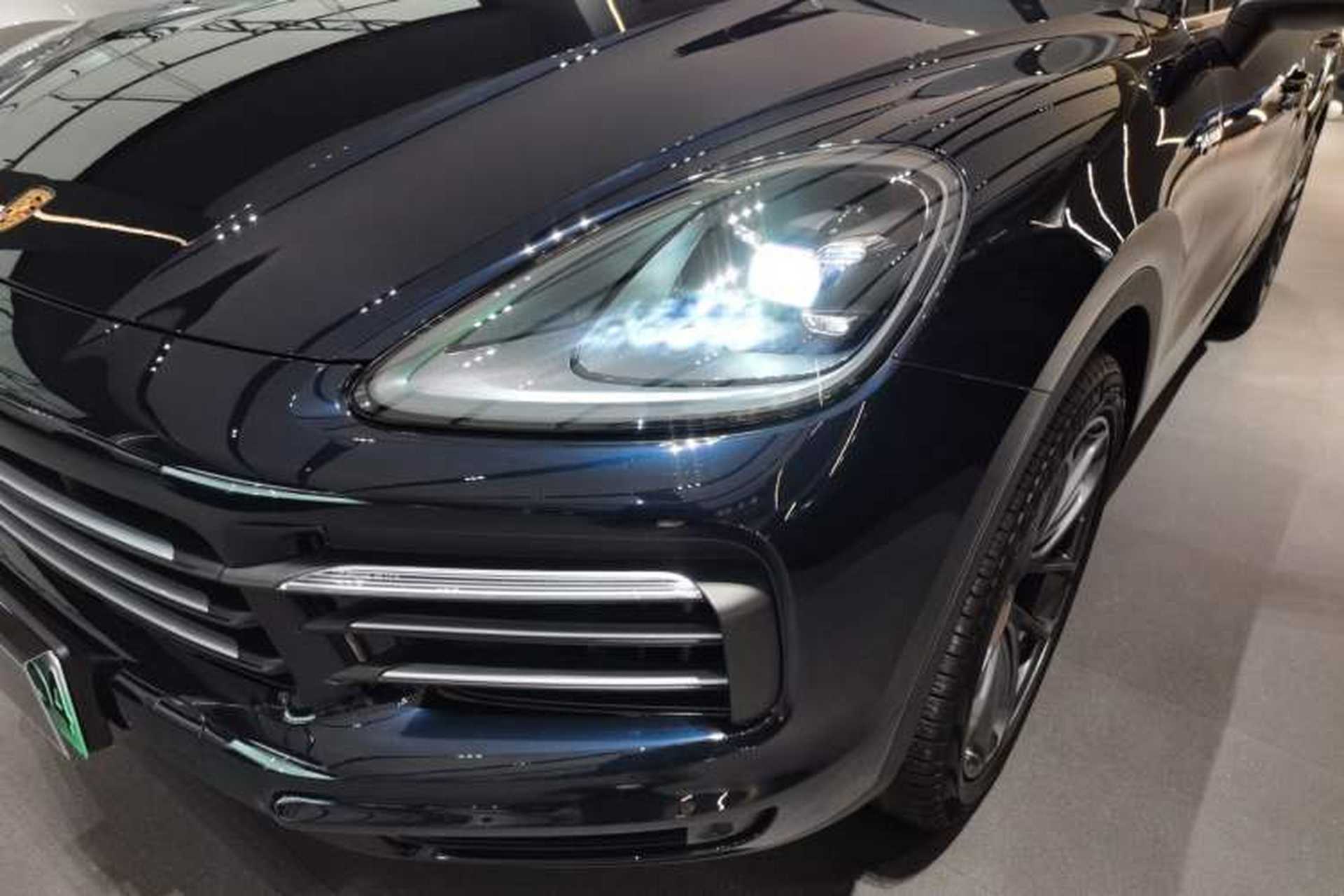 Used Porsche Cayenne E-Hybrid 2021 Cayenne E-Hybrid 2.0T Left Front Headlight
