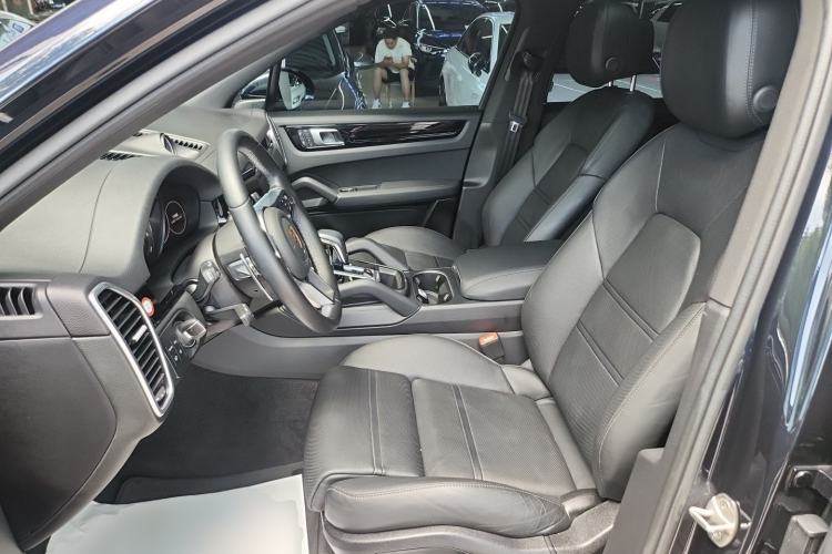 Used Porsche Cayenne E-Hybrid 2021 Cayenne E-Hybrid 2.0T Left Front Seat