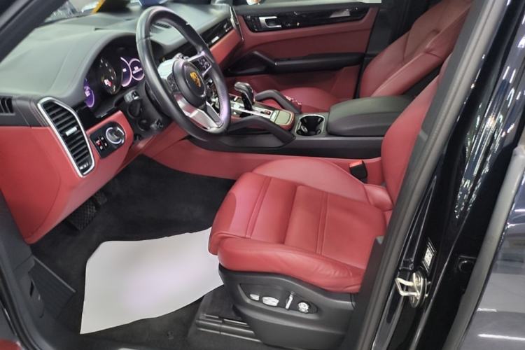 Used Porsche Cayenne E-Hybrid 2021 Cayenne E-Hybrid 2.0T Left Front Seat