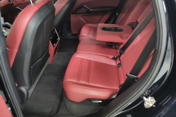 Used Porsche Cayenne E-Hybrid 2021 Cayenne E-Hybrid 2.0T Left Rear Seat