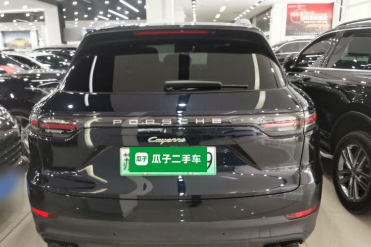 Used Porsche Cayenne E-Hybrid 2021 Cayenne E-Hybrid 2.0T Rear