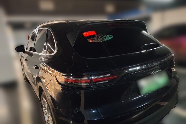 Used Porsche Cayenne E-Hybrid 2021 Cayenne E-Hybrid 2.0T Rear Left 45 Deg