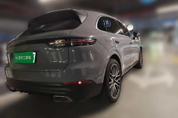 Used Porsche Cayenne E-Hybrid 2021 Cayenne E-Hybrid 2.0T Rear Right 45 Deg