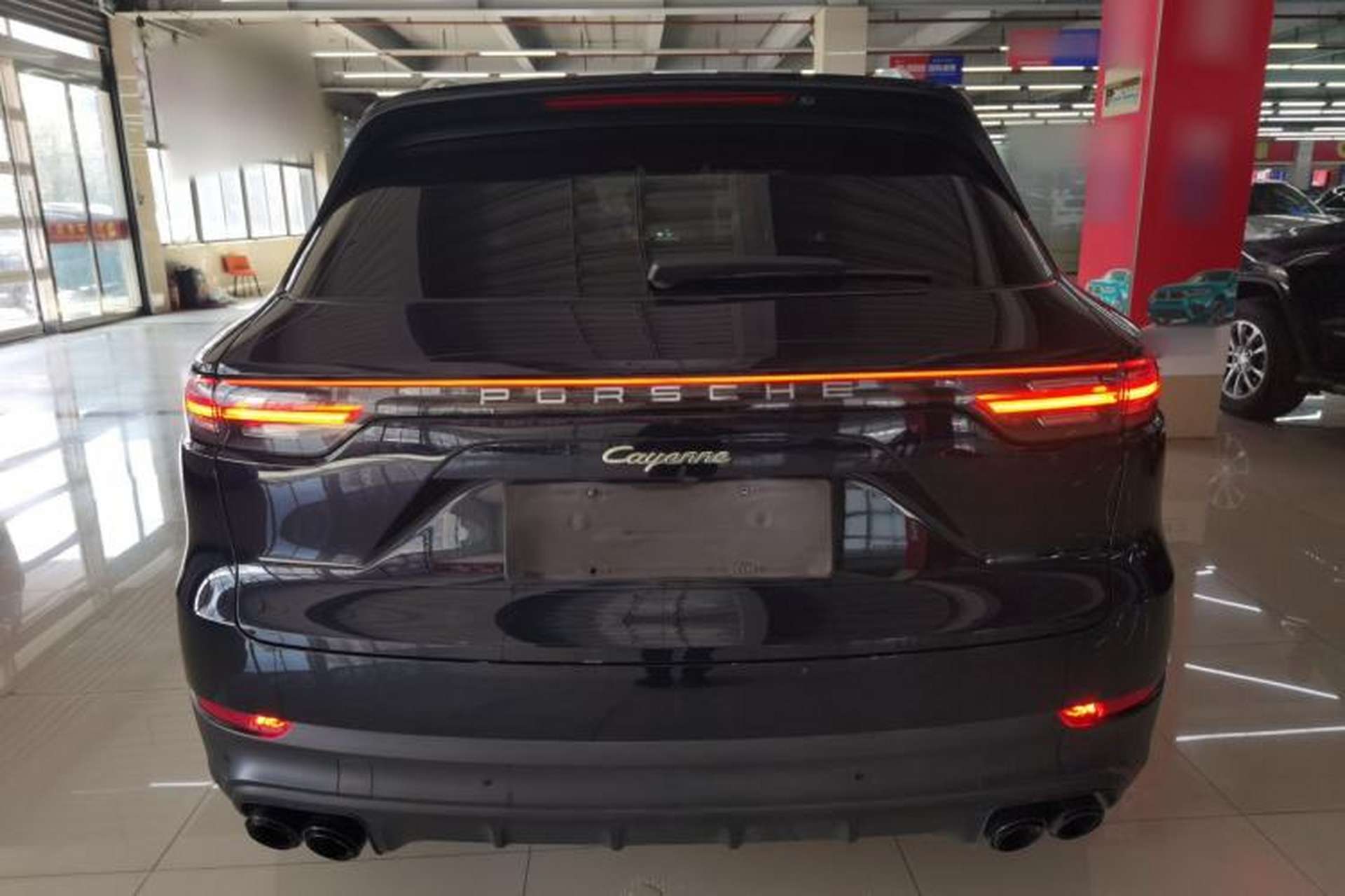 Used Porsche Cayenne E-Hybrid 2021 Cayenne E-Hybrid 2.0T Rear